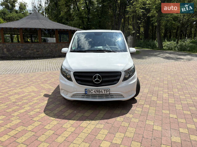 Белый Мерседес Вито, объемом двигателя 1.95 л и пробегом 245 тыс. км за 25200 $, фото 8 на Automoto.ua