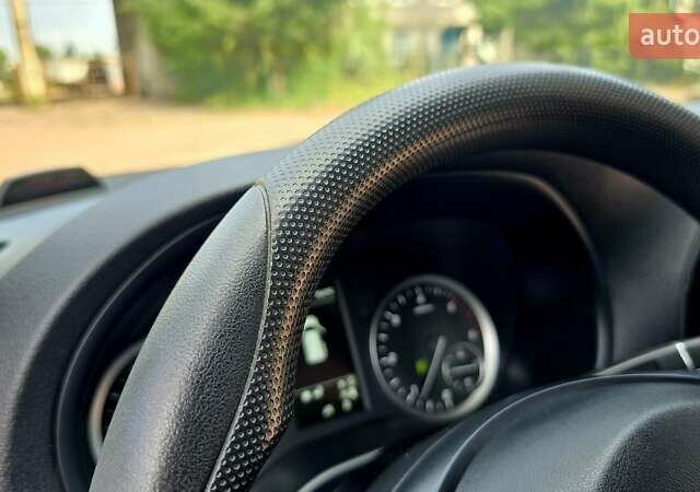 Белый Мерседес Вито, объемом двигателя 2 л и пробегом 194 тыс. км за 25700 $, фото 8 на Automoto.ua