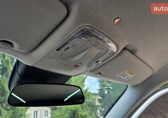 Белый Мерседес Вито, объемом двигателя 2 л и пробегом 194 тыс. км за 25700 $, фото 10 на Automoto.ua