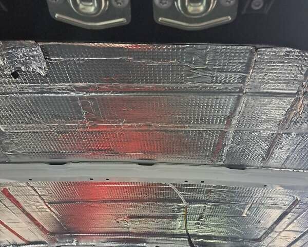 Мерседес Вито 2021 в Черновцах на Automoto.ua Белый Мерседес Вито, объемом двигателя 1.95 л и пробегом 287 тыс. км за 26900 $, фото 96 на Automoto.ua