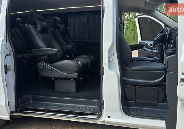 Белый Мерседес Вито, объемом двигателя 2 л и пробегом 194 тыс. км за 25700 $, фото 13 на Automoto.ua