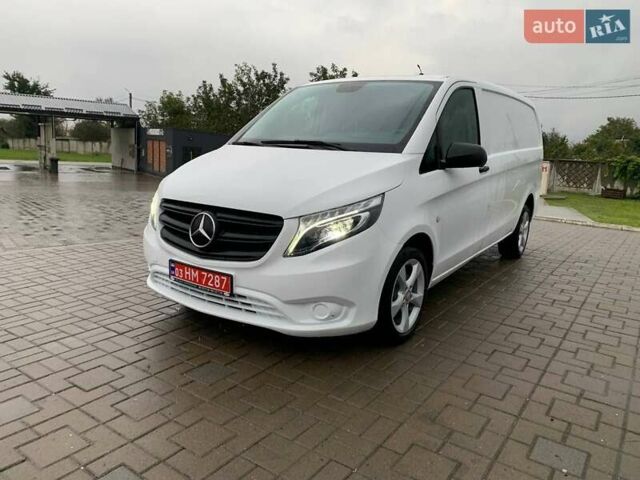 Белый Мерседес Вито, объемом двигателя 1.95 л и пробегом 227 тыс. км за 23900 $, фото 8 на Automoto.ua