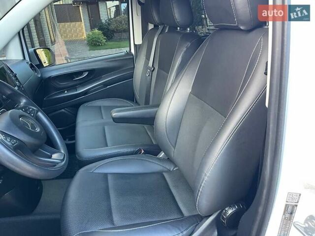 Мерседес Вито 2021 в Черновцах на Automoto.ua Белый Мерседес Вито, объемом двигателя 1.95 л и пробегом 287 тыс. км за 26900 $, фото 31 на Automoto.ua