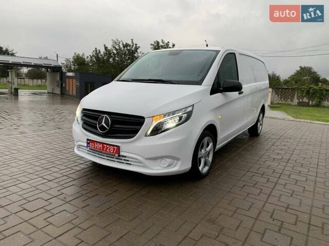 Белый Мерседес Вито, объемом двигателя 1.95 л и пробегом 227 тыс. км за 23900 $, фото 5 на Automoto.ua