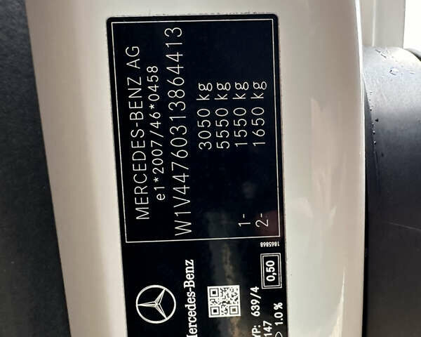 Белый Мерседес Вито, объемом двигателя 2.1 л и пробегом 265 тыс. км за 27500 $, фото 29 на Automoto.ua