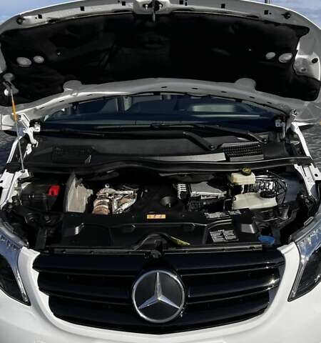 Белый Мерседес Вито, объемом двигателя 2 л и пробегом 258 тыс. км за 22500 $, фото 11 на Automoto.ua