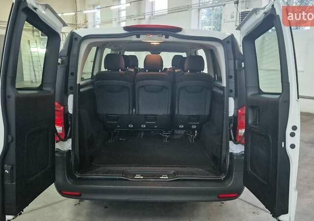 Белый Мерседес Вито, объемом двигателя 0 л и пробегом 186 тыс. км за 31500 $, фото 11 на Automoto.ua