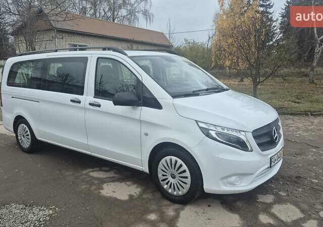 Белый Мерседес Вито, объемом двигателя 2 л и пробегом 310 тыс. км за 30900 $, фото 9 на Automoto.ua