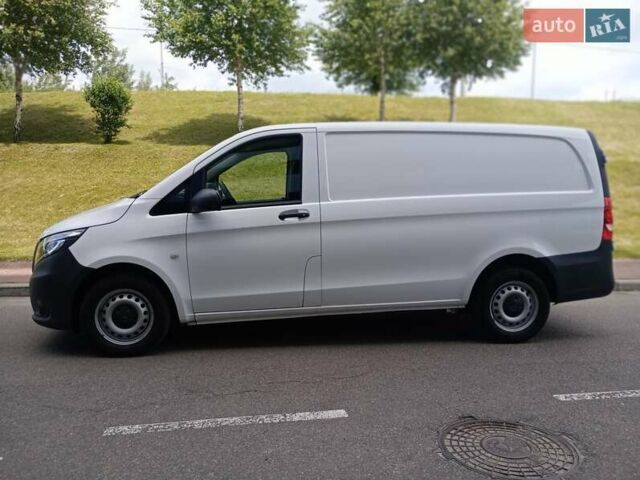Белый Мерседес Вито, объемом двигателя 2 л и пробегом 225 тыс. км за 23950 $, фото 18 на Automoto.ua