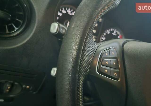 Белый Мерседес Вито, объемом двигателя 0 л и пробегом 186 тыс. км за 31500 $, фото 14 на Automoto.ua