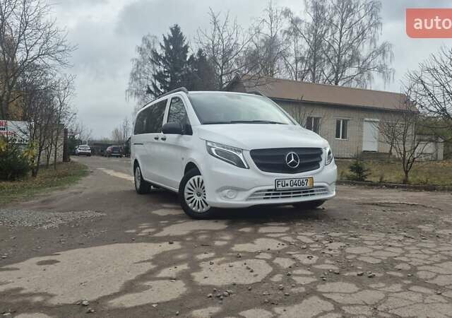 Белый Мерседес Вито, объемом двигателя 2 л и пробегом 310 тыс. км за 30900 $, фото 2 на Automoto.ua