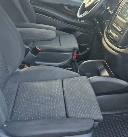 Белый Мерседес Вито, объемом двигателя 0 л и пробегом 186 тыс. км за 31500 $, фото 22 на Automoto.ua