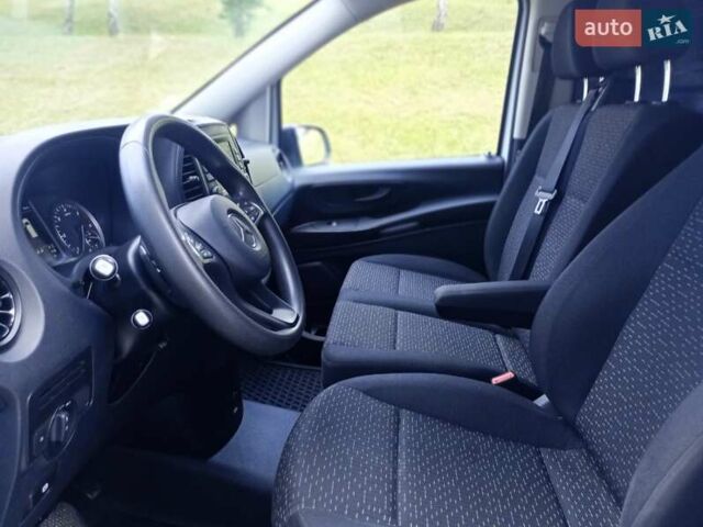Белый Мерседес Вито, объемом двигателя 2 л и пробегом 225 тыс. км за 23950 $, фото 47 на Automoto.ua