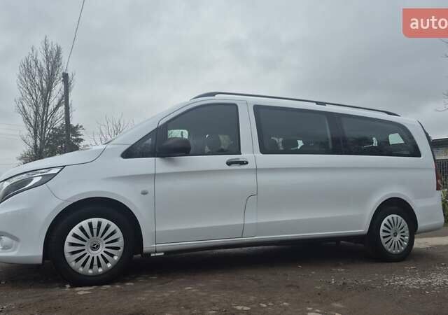 Белый Мерседес Вито, объемом двигателя 2 л и пробегом 310 тыс. км за 30900 $, фото 7 на Automoto.ua