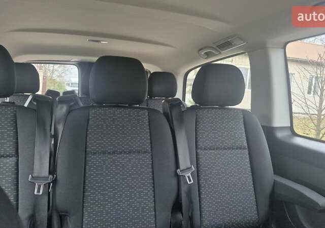 Белый Мерседес Вито, объемом двигателя 2 л и пробегом 310 тыс. км за 30900 $, фото 29 на Automoto.ua