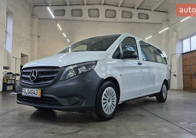 Белый Мерседес Вито, объемом двигателя 0 л и пробегом 186 тыс. км за 31500 $, фото 4 на Automoto.ua