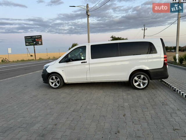 Белый Мерседес Вито, объемом двигателя 1.95 л и пробегом 102 тыс. км за 34000 $, фото 9 на Automoto.ua