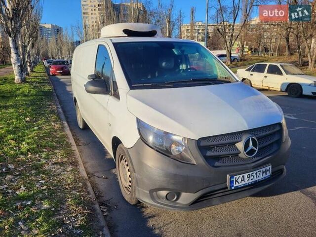 Білий Мерседес Віто, об'ємом двигуна 2.14 л та пробігом 416 тис. км за 18600 $, фото 15 на Automoto.ua