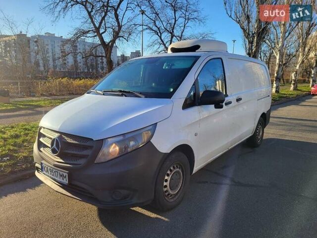 Білий Мерседес Віто, об'ємом двигуна 2.14 л та пробігом 416 тис. км за 18600 $, фото 8 на Automoto.ua