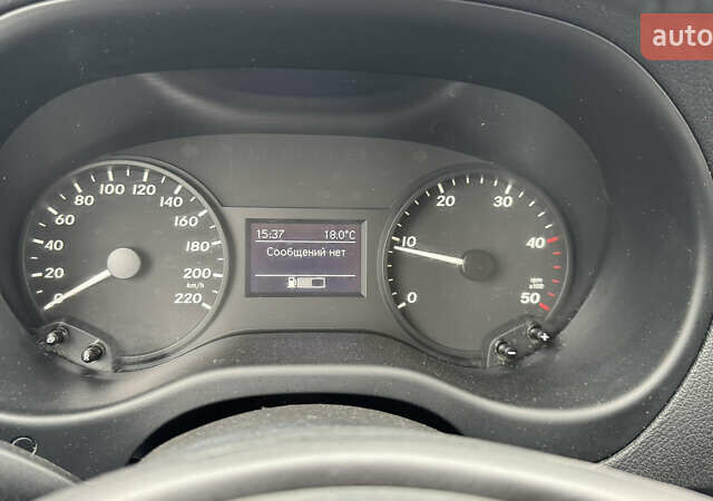 Белый Мерседес Вито, объемом двигателя 1.6 л и пробегом 305 тыс. км за 16900 $, фото 20 на Automoto.ua