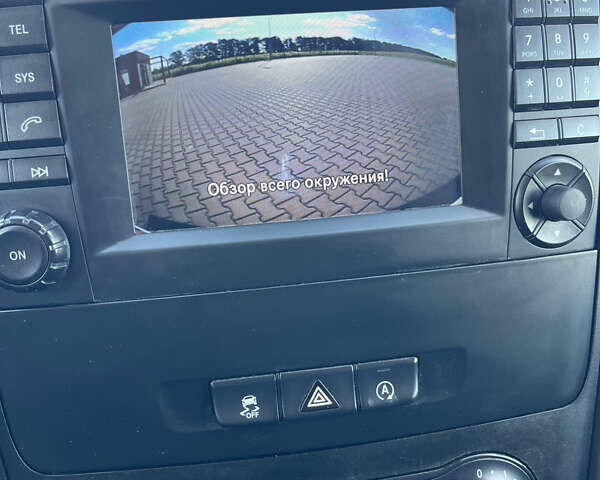 Белый Мерседес Вито, объемом двигателя 2.1 л и пробегом 256 тыс. км за 18900 $, фото 34 на Automoto.ua