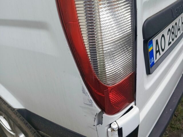 Белый Мерседес Вито, объемом двигателя 2.1 л и пробегом 347 тыс. км за 6200 $, фото 16 на Automoto.ua