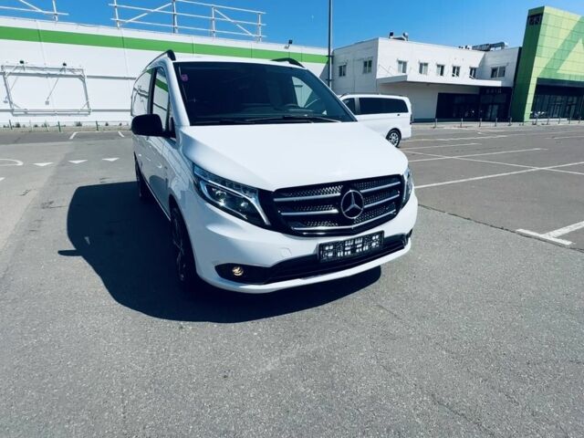 Білий Мерседес Віто, об'ємом двигуна 2.2 л та пробігом 160 тис. км за 29980 $, фото 2 на Automoto.ua