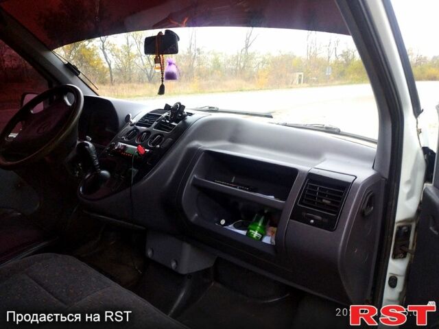 Мерседес Віто 1998 у Кропивницькому (Кіровограді) на Automoto.ua Білий Мерседес Віто, об'ємом двигуна 2.3 л та пробігом 600 тис. км за 5000 $, фото 8 на Automoto.ua
