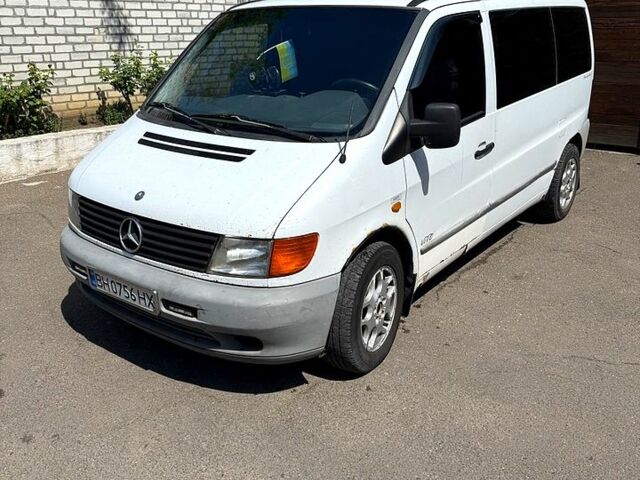 Білий Мерседес Віто, об'ємом двигуна 2.1 л та пробігом 424 тис. км за 4000 $, фото 1 на Automoto.ua