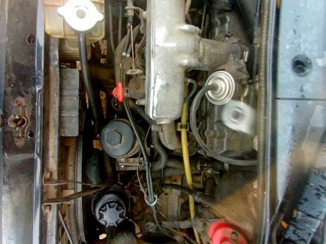 Мерседес Вито 1999 в Полтаве на Automoto.ua Белый Мерседес Вито, объемом двигателя 2.3 л и пробегом 400 тыс. км за 1700 $, фото 4 на Automoto.ua