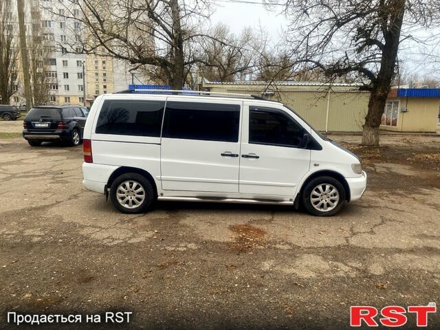 Білий Мерседес Віто, об'ємом двигуна 2.1 л та пробігом 430 тис. км за 5000 $, фото 3 на Automoto.ua