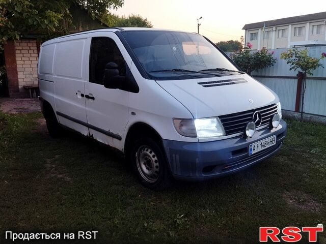 Білий Мерседес Віто, об'ємом двигуна 2.1 л та пробігом 180 тис. км за 2800 $, фото 6 на Automoto.ua