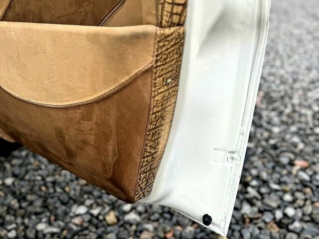 Белый Мерседес Вито, объемом двигателя 2.2 л и пробегом 375 тыс. км за 6000 $, фото 9 на Automoto.ua