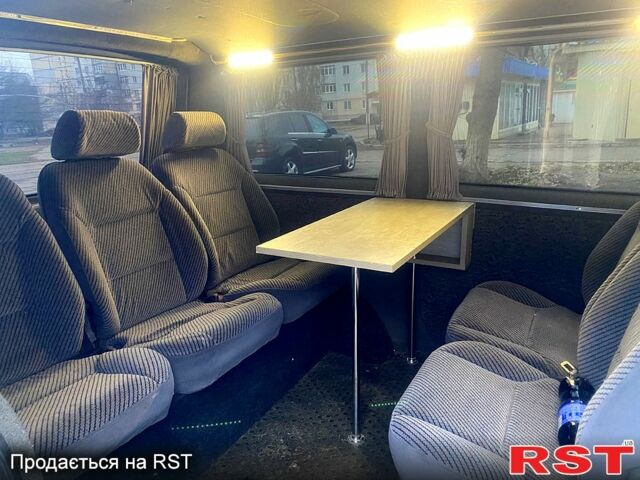 Білий Мерседес Віто, об'ємом двигуна 2.1 л та пробігом 430 тис. км за 5000 $, фото 6 на Automoto.ua