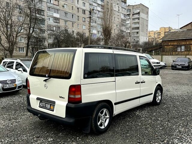 Белый Мерседес Вито, объемом двигателя 2.2 л и пробегом 375 тыс. км за 6000 $, фото 1 на Automoto.ua
