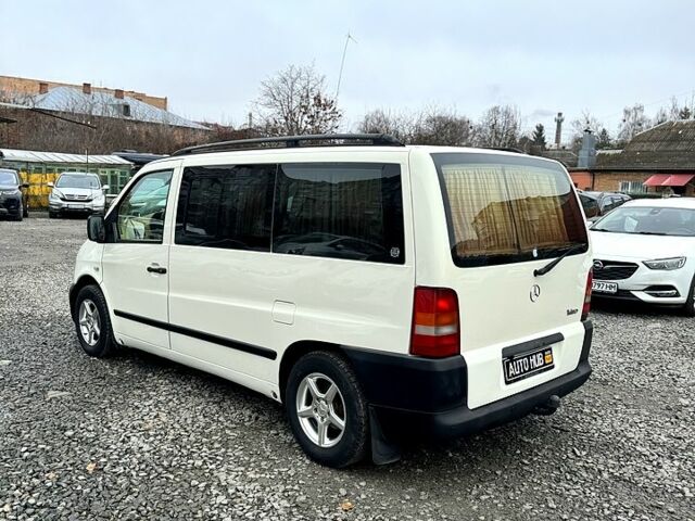 Белый Мерседес Вито, объемом двигателя 2.2 л и пробегом 375 тыс. км за 6000 $, фото 2 на Automoto.ua