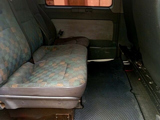 Білий Мерседес Віто, об'ємом двигуна 2.1 л та пробігом 0 тис. км за 4500 $, фото 1 на Automoto.ua