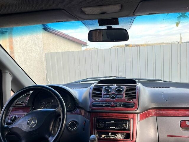 Белый Мерседес Вито, объемом двигателя 2.1 л и пробегом 0 тыс. км за 8999 $, фото 3 на Automoto.ua