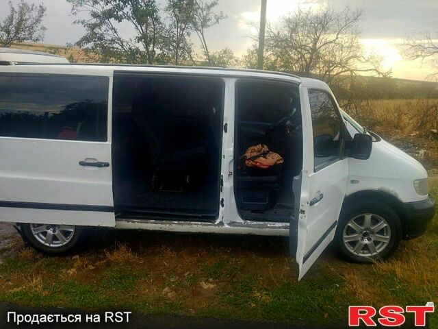 Мерседес Віто 2003 у Ширяеве на Automoto.ua Білий Мерседес Віто, об'ємом двигуна 2.1 л та пробігом 0 тис. км за 3200 $, фото 3 на Automoto.ua