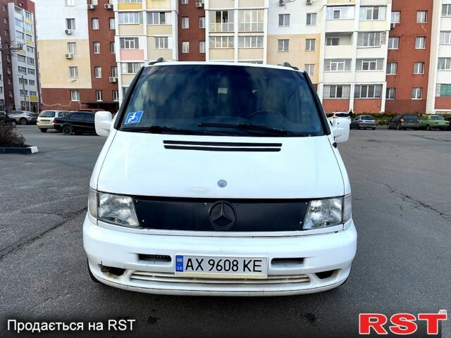 Белый Мерседес Вито, объемом двигателя 2.1 л и пробегом 357 тыс. км за 5500 $, фото 1 на Automoto.ua