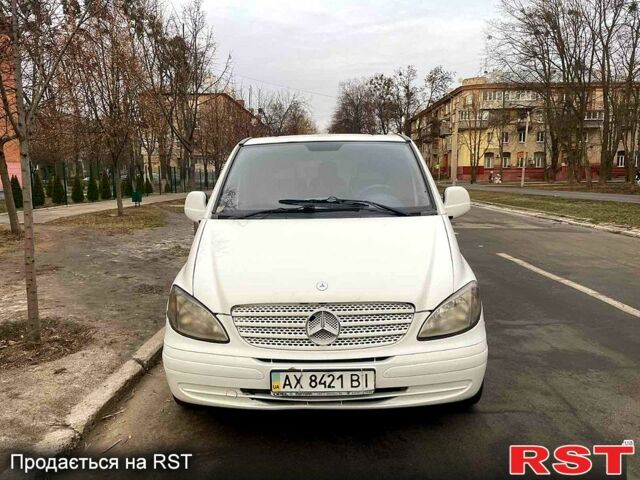 Белый Мерседес Вито, объемом двигателя 2.2 л и пробегом 240 тыс. км за 7200 $, фото 5 на Automoto.ua