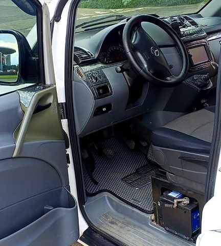 Белый Мерседес Вито, объемом двигателя 2.2 л и пробегом 0 тыс. км за 6800 $, фото 6 на Automoto.ua