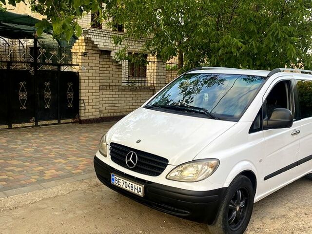 Білий Мерседес Віто, об'ємом двигуна 2.1 л та пробігом 350 тис. км за 5800 $, фото 4 на Automoto.ua