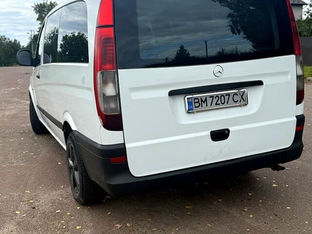 Белый Мерседес Вито, объемом двигателя 2.1 л и пробегом 370 тыс. км за 6300 $, фото 4 на Automoto.ua