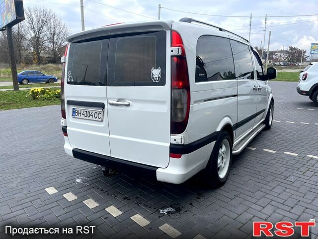 Білий Мерседес Віто, об'ємом двигуна 2.1 л та пробігом 400 тис. км за 8800 $, фото 4 на Automoto.ua