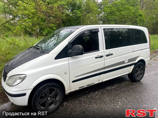 Білий Мерседес Віто, об'ємом двигуна 2.1 л та пробігом 316 тис. км за 5500 $, фото 1 на Automoto.ua