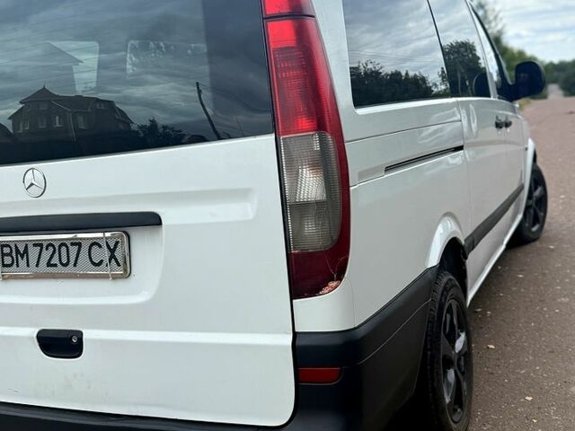 Белый Мерседес Вито, объемом двигателя 2.1 л и пробегом 370 тыс. км за 6300 $, фото 5 на Automoto.ua