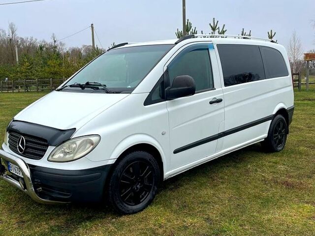 Белый Мерседес Вито, объемом двигателя 2.1 л и пробегом 270 тыс. км за 6500 $, фото 3 на Automoto.ua