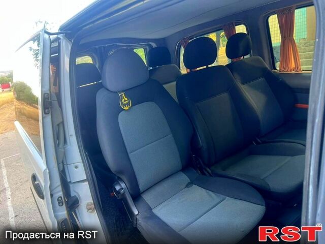 Мерседес Вито 2006 в Одессе на Automoto.ua Белый Мерседес Вито, объемом двигателя 2.1 л и пробегом 330 тыс. км за 8500 $, фото 7 на Automoto.ua