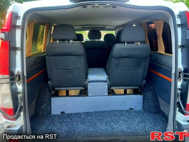 Мерседес Вито 2006 в Одессе на Automoto.ua Белый Мерседес Вито, объемом двигателя 2.1 л и пробегом 330 тыс. км за 8500 $, фото 9 на Automoto.ua